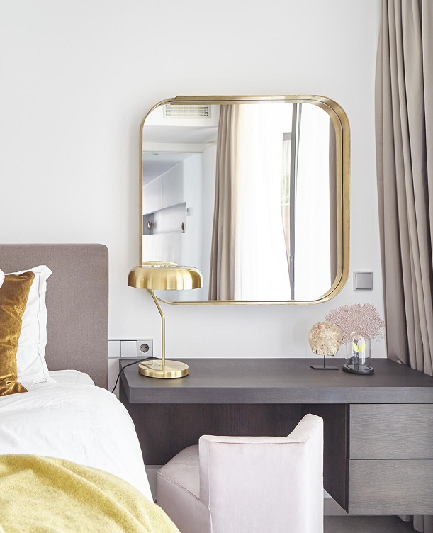 rapture-harvey-square-mirror-linda-verlouw-casa-charlotte-037
