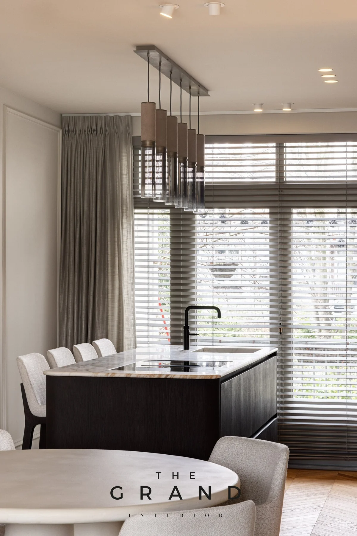 the-grand-interior-van-tuyll-van-serooskerkenweg-7_b23a0174-ae6d-47a0-a546-d8737ced4c8e.jpg